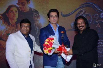 Abhinetri Movie First Look Launch